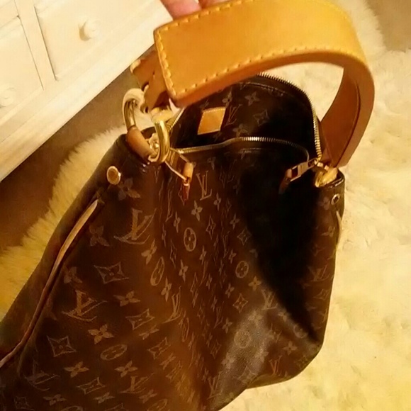 Bag - Picture 3 of 8